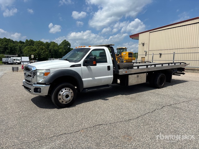 2016 Ford F-550 XL 4x2 Rollback Truck