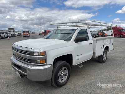 2015 Chevrolet Silverado 2500HD 4x2 Service Truck