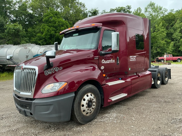2020 International LT625 6x4 T/A Sleeper Truck Tractor 2020 International LT625 6x4 T/A Sleeper Truck Tractor