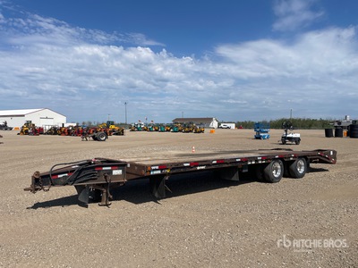 2005 Raja 30 ft T/A Equipment Trailer