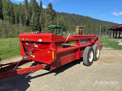 2013 New Holland 195 Manure Spreader