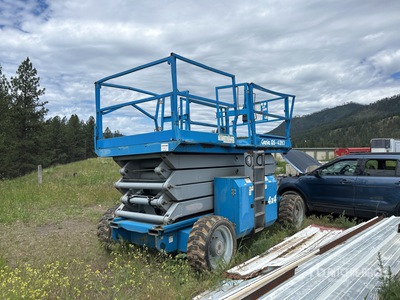 2008 Genie GS4390 4x4 LPG Plateforme élévatrice à ciseaux