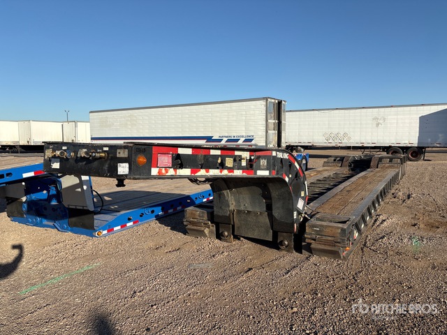 2007 Trail King TK110 Tri/A Removable Gooseneck Lowboy Trailer