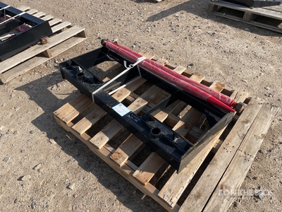 2026 GIYI GY-BF47 47 in Skid Steer Bale Spear (Unused)