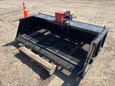 2026 GIYI GY-VB79 79 in Vibrating Skid Steer Screening Bucket (Unused)