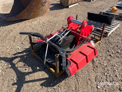 2026 GIYI GY-EDM320 39 in Excavator Disc Mulcher - Fits Cat 320 (Unused)