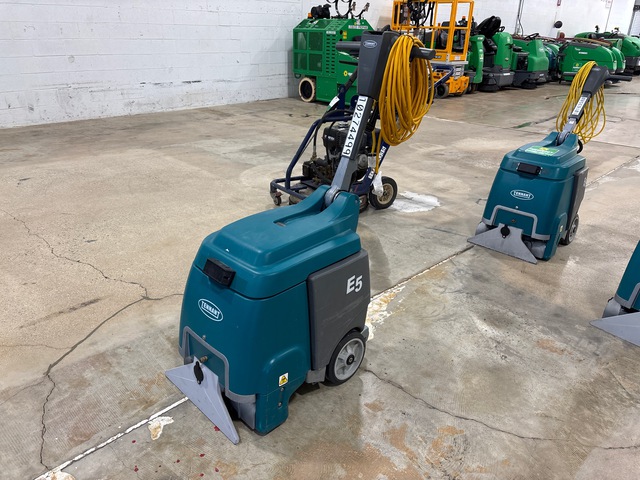 2019 Tennant E5 Walk-Behind Electric Carpet Extractor