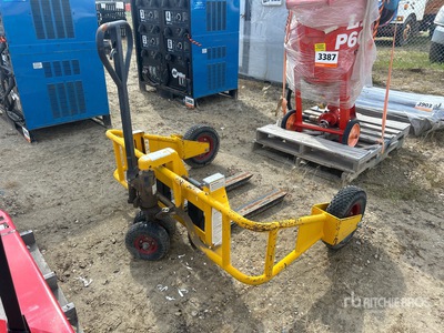 Vestil Manufacturing ALL-T-2 Bumper Jack