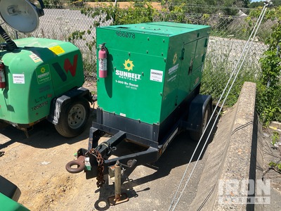 2016 MQ Power DCA25SSIU4FSG 20 kW Mobile 発電機セット (250-749 kw/310-950 kva)