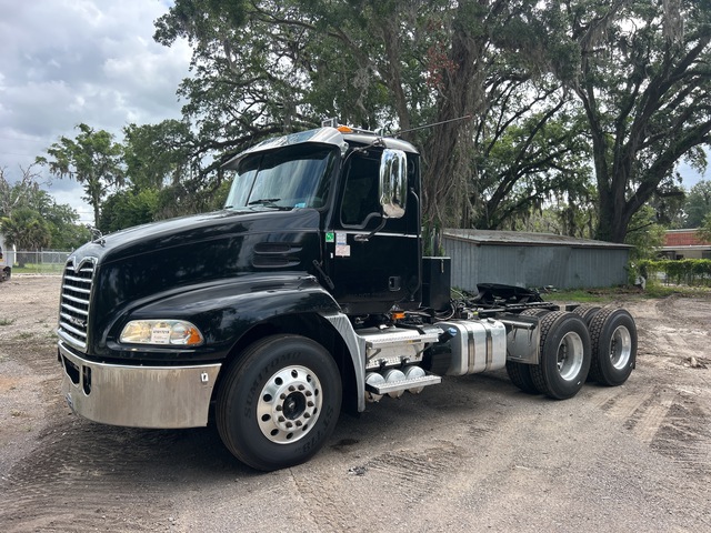 2016 Mack CXU613 6x4 T/A Day Cab Truck Tractor