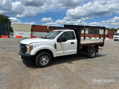 2017 Ford F-250 4x2 Flatbed Truck