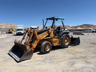2001 Case 570XLT 4x4 Landscape Loader