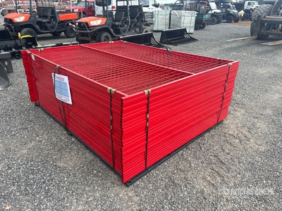 Quantity of (30) Canex 8 ft x 6 ft Powder Coated سياج الموقع (Unused)