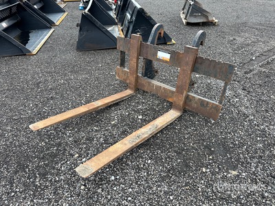 Cat 51 in Q/C Backhoe Forks