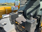Stacja kontroli - kratowy wysięgnik żurawia with Układ hydrauliczny lub doprowadzania powietrza elementów sterujących