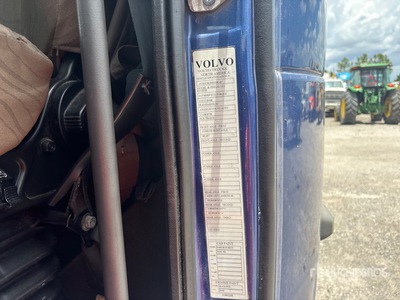 2017 Volvo VNL 780 6x4 T/A Slaapcabine Trekker