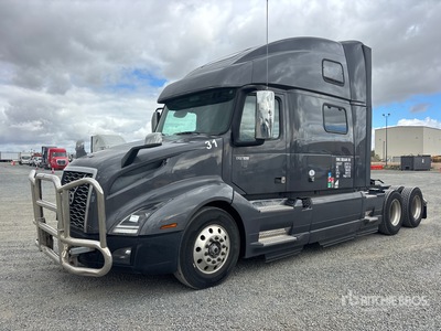 2023 Volvo VNL860 6x4 T/A Sleeper Truck Tractor