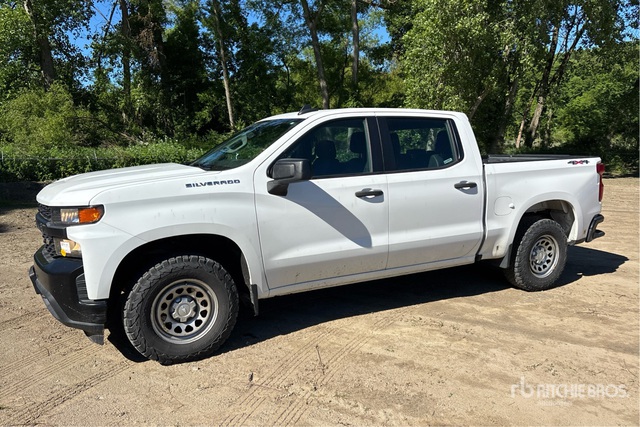 2019 Chevrolet Silverado 1500 4x4 Crew Cab Pickup