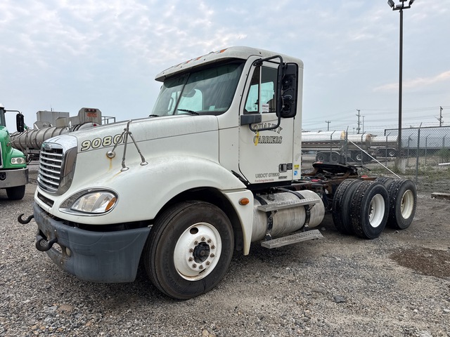 2008 Freightliner CL120 6x4 T/A Day Cab Truck Tractor