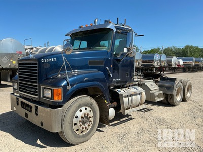 2013 Mack CHU613 6x4 T/A Day Cab Truck Tractor