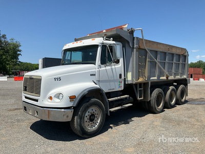 2000 Freightliner FL112 8x4 Tri/A Dump Truck