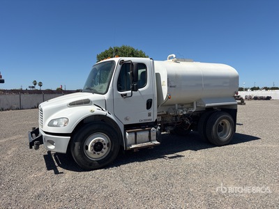2017 Freightliner M2 106 2000 gal 4x2 Water Truck