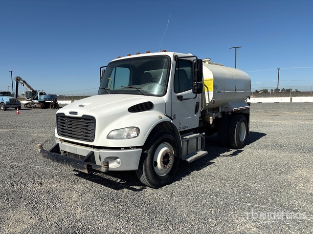2020 Freightliner M2 106 2000 gal 4x2 Water Truck