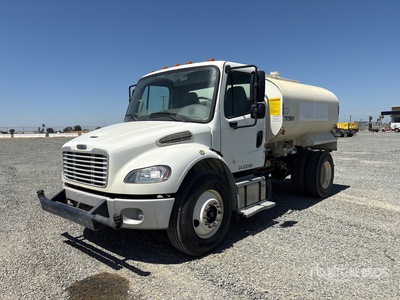 2020 Freightliner M2 106 2000 gal 4x2 Water Truck