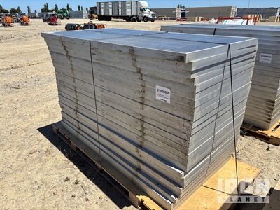 Quantity of (25) 275W Solar Panels その他 - 店舗 & 倉庫 (Unused)