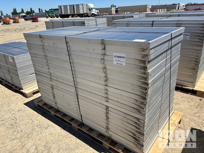 Quantity of (25) 275W Solar Panels その他 - 店舗 & 倉庫 (Unused)