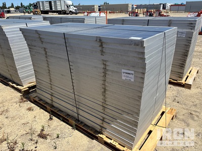 Quantity of (25) 275W Solar Panels その他 - 店舗 & 倉庫 (Unused)