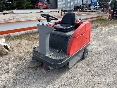 2024 Power Boss Apex 47 Ride-On Balayeuse