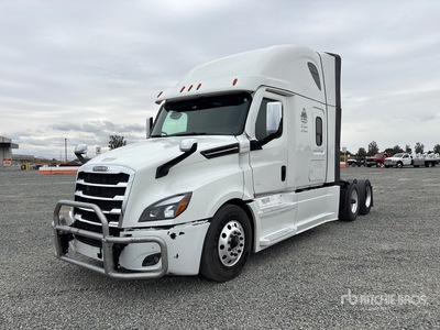 2022 Freightliner Cascadia 126 6x4 T/A Sleeper Truck Tractor