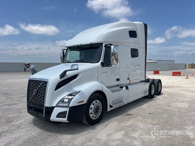 2020 Volvo VNL 6x4 T/A Sleeper Truck Tractor