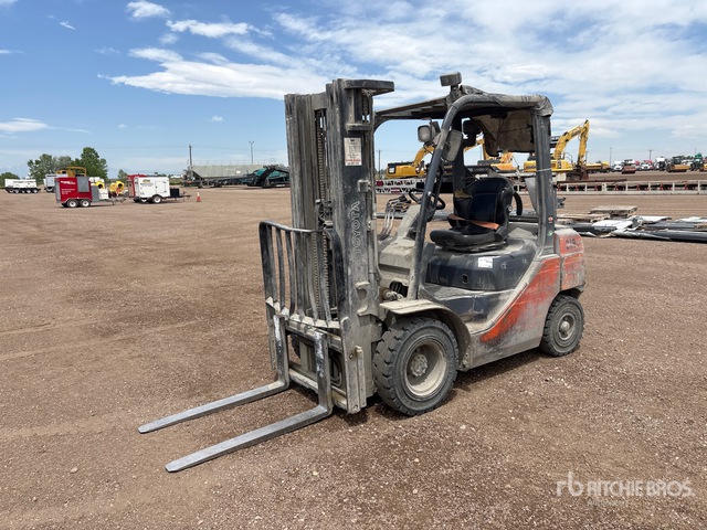 2019 Toyota 8FGU25 4500 lb Pneumatic Tire Forklift