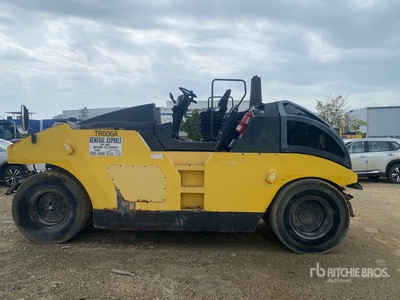 Bomag BW24RH 8 Wheel Compacteur pneumatique