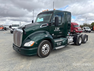 2018 Kenworth T680 6x4 Tracteur routier couchette