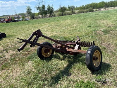 Massey Ferguson 6 ft 6 in Sickle Bar Mower (Inoperable)