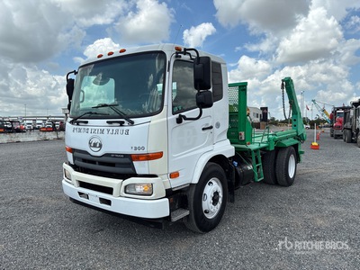 2011 UD 4x2 Extended Cab Vuilniswagen