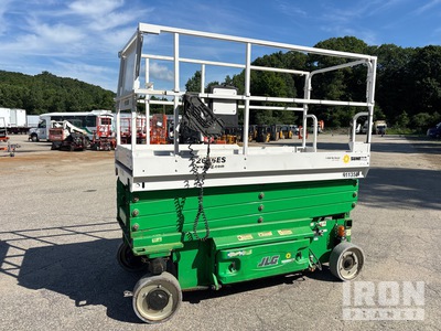 2016 JLG 2646ES Electric Scissor Lift