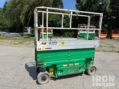 2014 JLG 2630ES Electric Scissor Lift