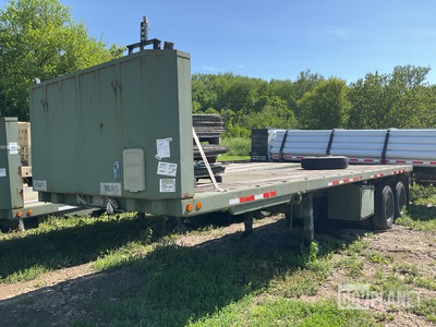 Dynaweld M871A2R Flatbed Trailer