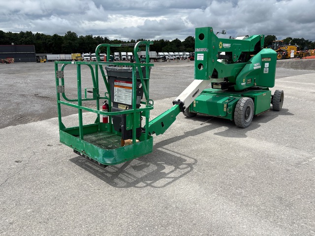 2016 JLG E400AN 2WD Electric Articulating Boom Lift