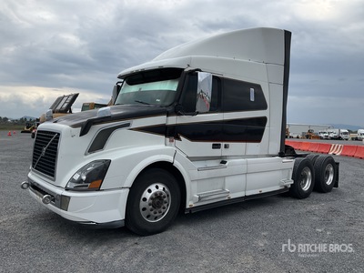 2016 Volvo VNL64T 6x4 Tractocamion con Dormitorio / T/A Sleeper Truck Tractor