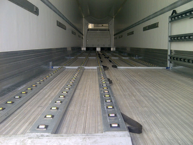 KieTek Fold Up Trailer Roller Bed System KieTek Fold Up Trailer Roller Bed System