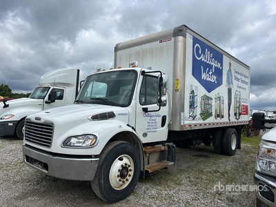 2021 Freightliner M2106 4x2 Moving Van Truck