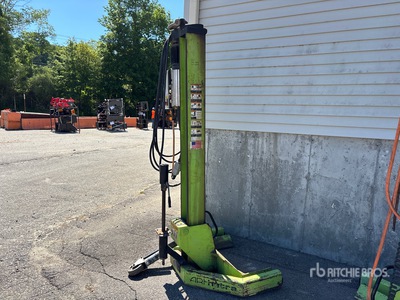 ARI Hetra HDML-8 15000 lb Vehicle Lift