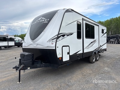 2023 Forest River Alta 2210MBH 28 ft 4 in T/A Travel Trailer (Unused)