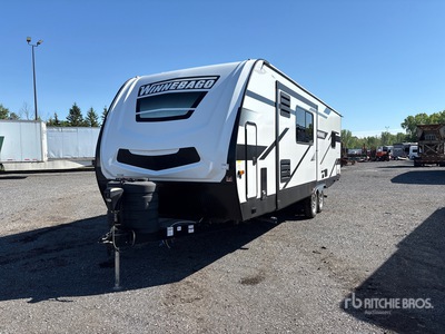 2024 Winnebago Minnie 2832FK 28 ft 9 in T/A トラベルトレーラー