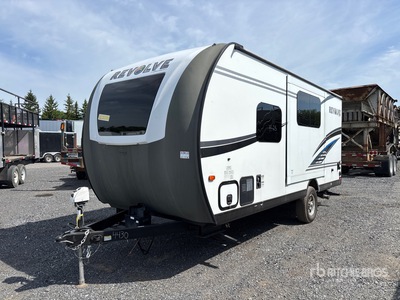 2021 Palomino Revolve 18 ft 5 in S/A Travel Trailer